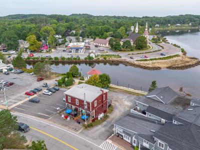 Real Estate - 567 Main Street, Mahone Bay, NS